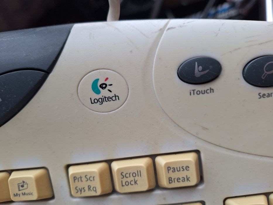 Клавиатура за настолен компютри