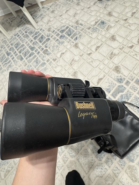 Бинокль Bushnell