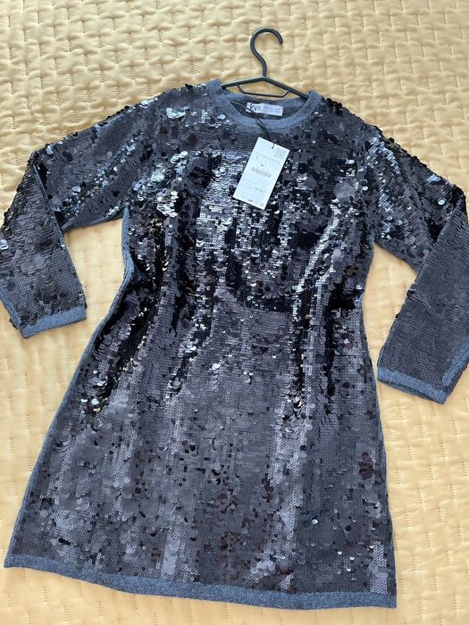 Zara Дамски красива рокля с пайети