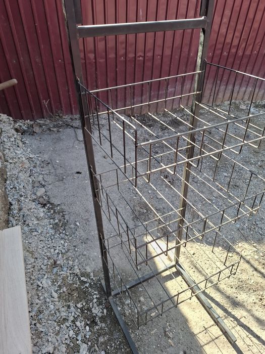 Продам полочку железную