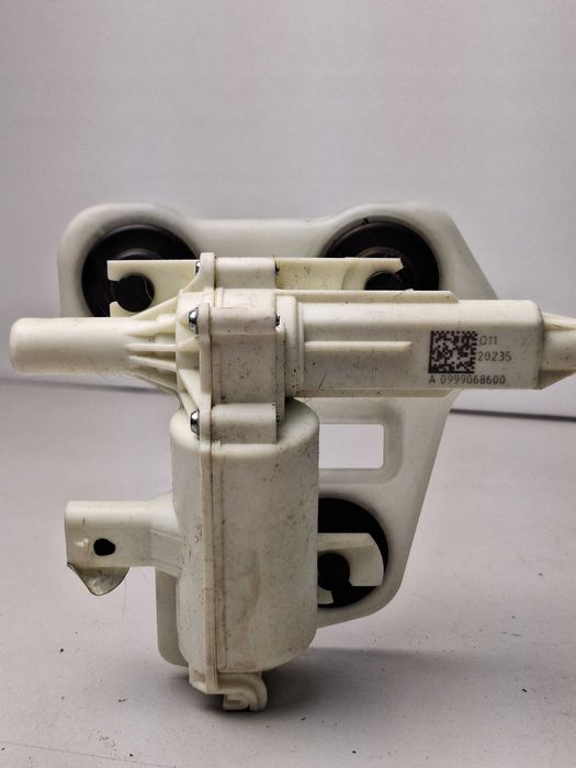 брава заден капак Мерцедес GLC/EQA/EQB/B-CLASS/GLA/GLB,