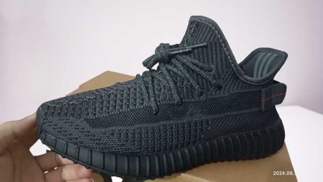 Yeezy Boost 350 V2 Static Black 36-44 [VERIFICARE LA LIVRARE]