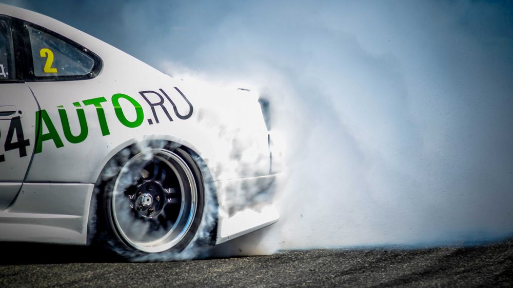 Nikon D3300 + Объектив Tamron 70-300mm