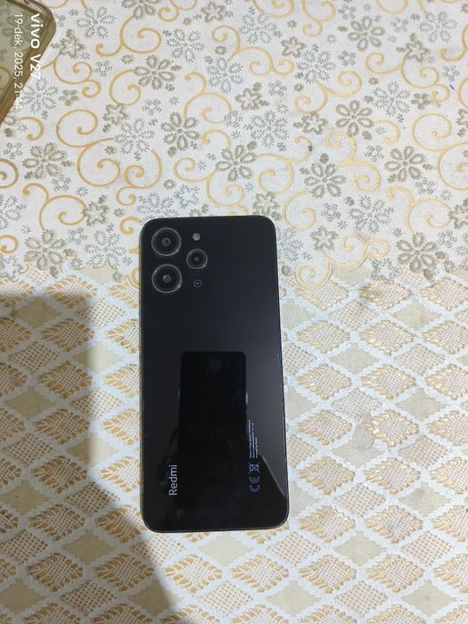 Redmi 12.  256/8+8