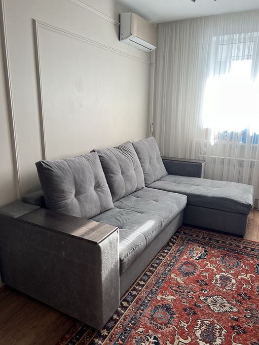 Продам диван в гостиную