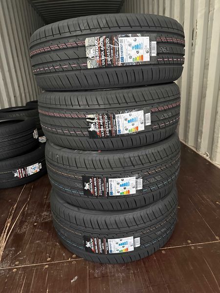 Летен спорт пакет ARIVO 245/45R20 275/40R20 НОВ DOT 2454520  2754020