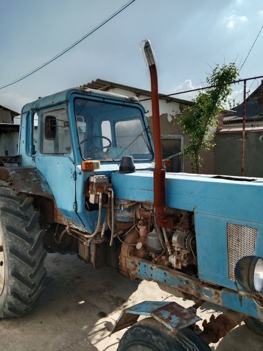 Продам трактор комплекте