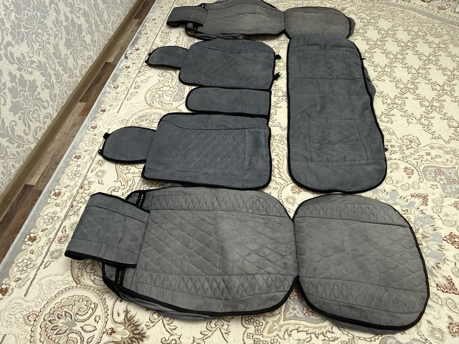 Универсальный чехол для автомобиля