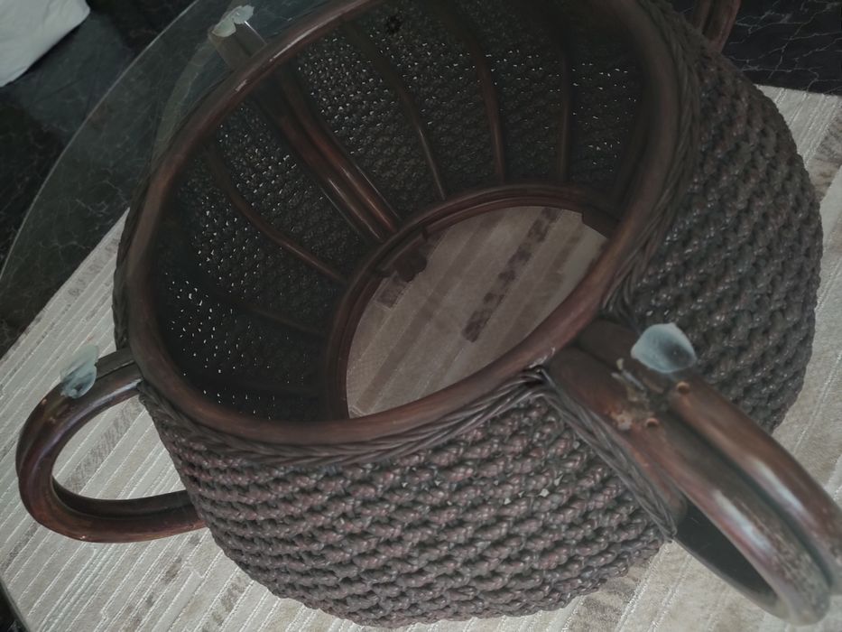 Градинска  маса със стъкло