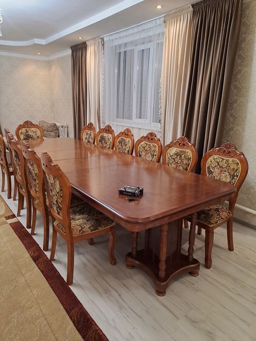 Продам спальный гарнитур