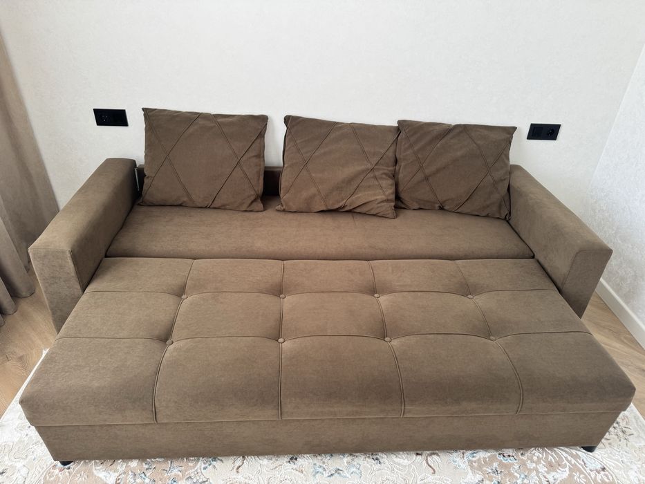 Продам диван, Сафа почти новый.