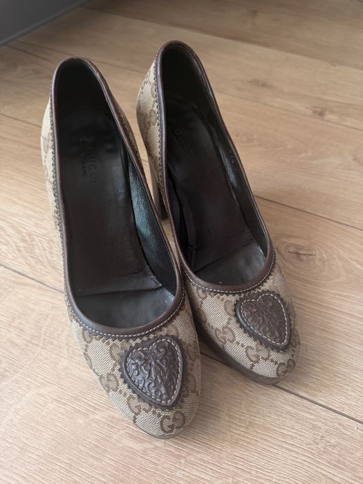 Продам туфли Gucci