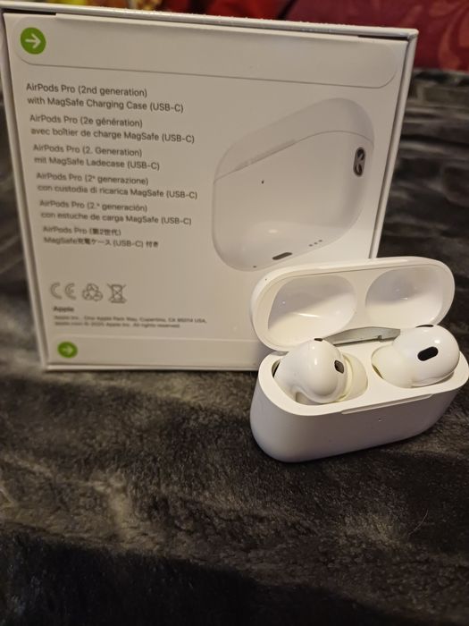 Apple AirPods Pro 2nd Gen USB-C – Complete Box