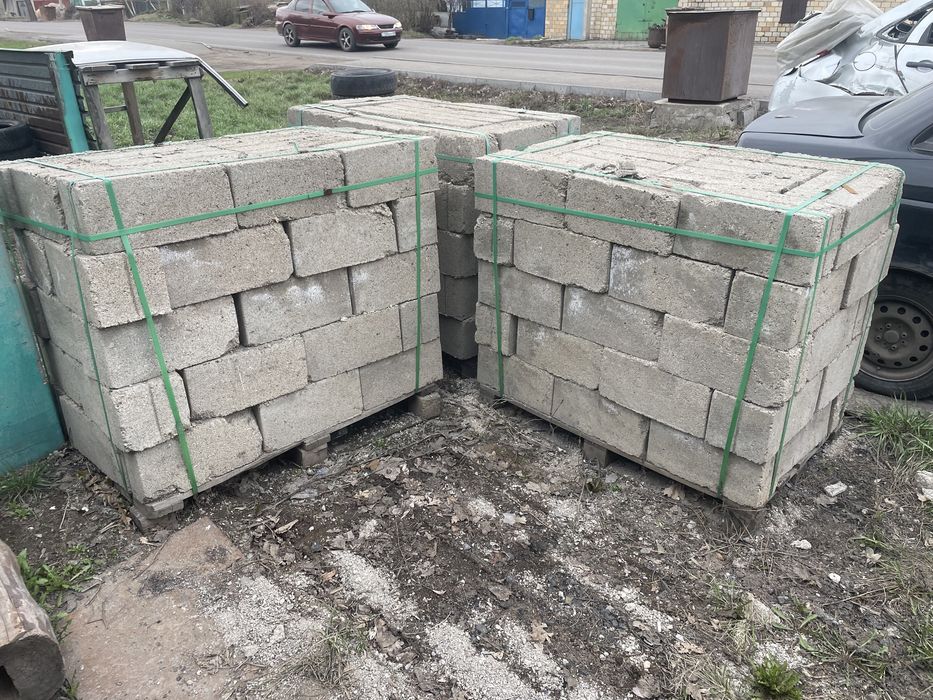 Продам пескоблоки 3 палета