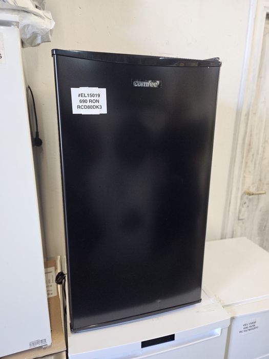 Mini Frigider compact cu congelator Comfee RCD80DK3(E)