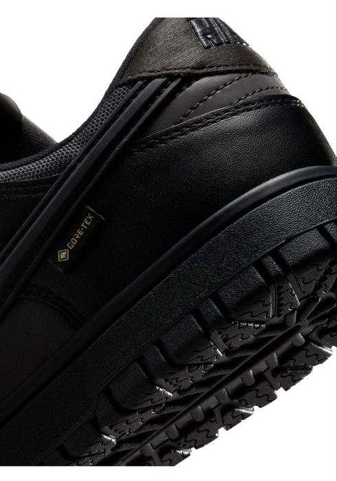 Nike Dunk Low GORE-TEX Triple Black – EU 42 (чисто нови)