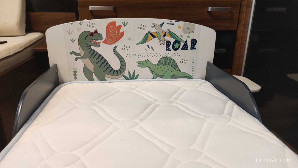 Детско легло Динозавър