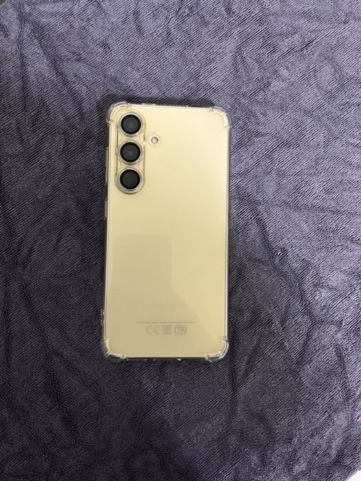 Продам Samsung S24   8/128