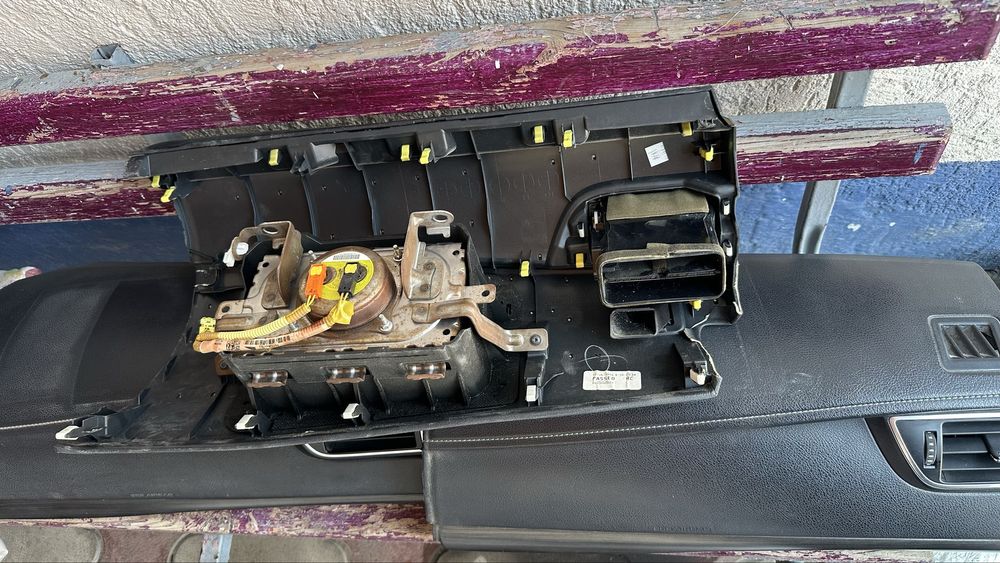 Аирбаг панель руль колена airbag