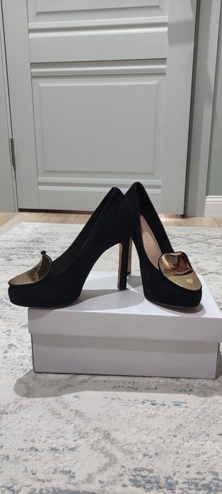 Женские туфли 37 рр