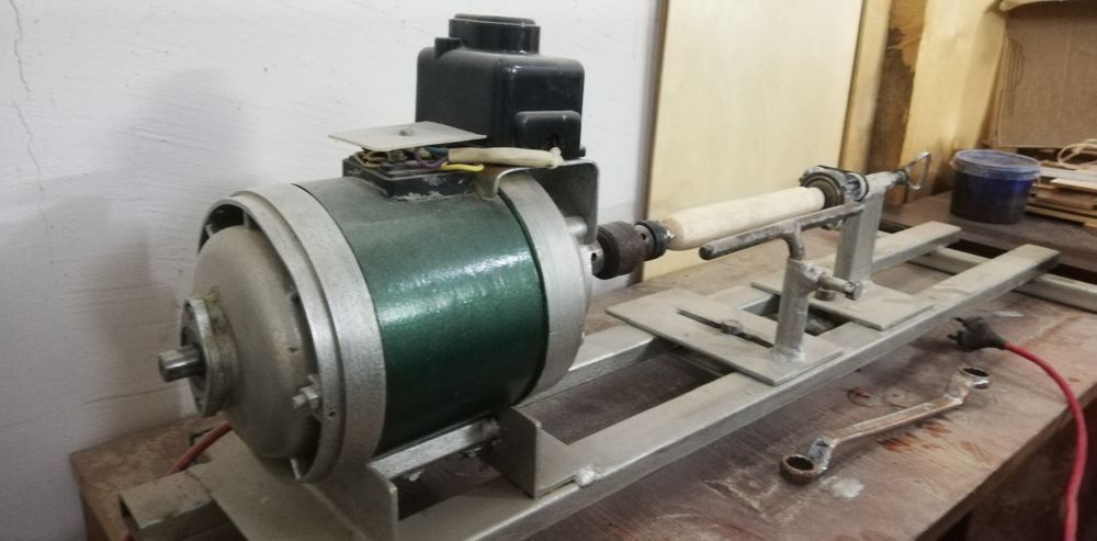 Продам токарный станок по дереву