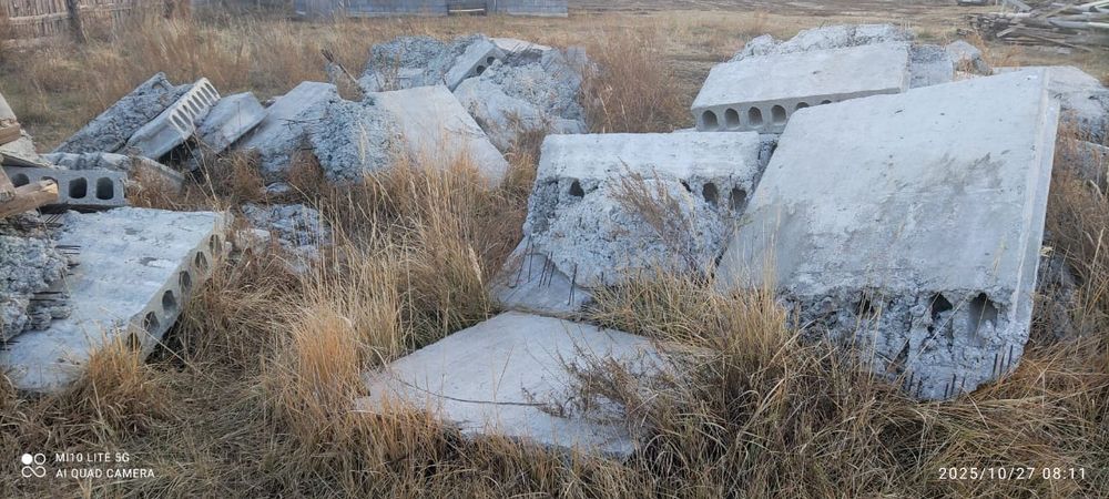 Отдам даром плиты