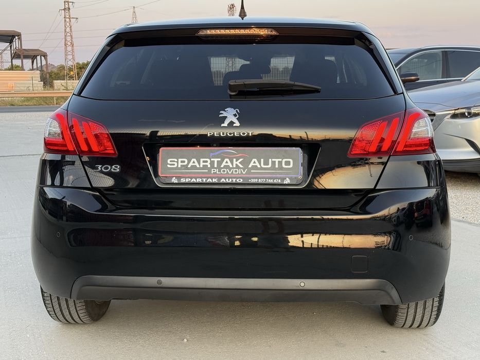 Peugeot 308 1.2i* 2015г* РЪЧКА* Топ Състояние* СЕРВИЗНА*