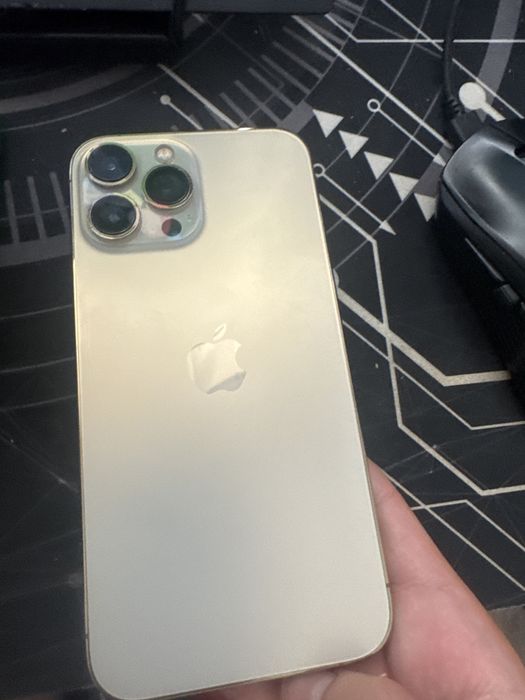 IPhone 13 pro max 256 CITITI DESCRIEREA