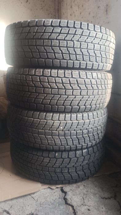 Продам Резину . Срочно .