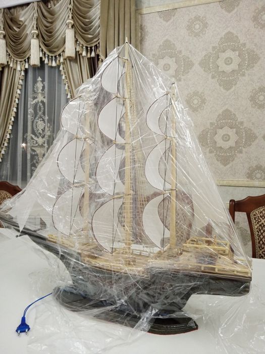 Корабль сувинир новый