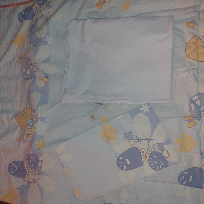 Бебешка олекотена завивка и комплекти за спане