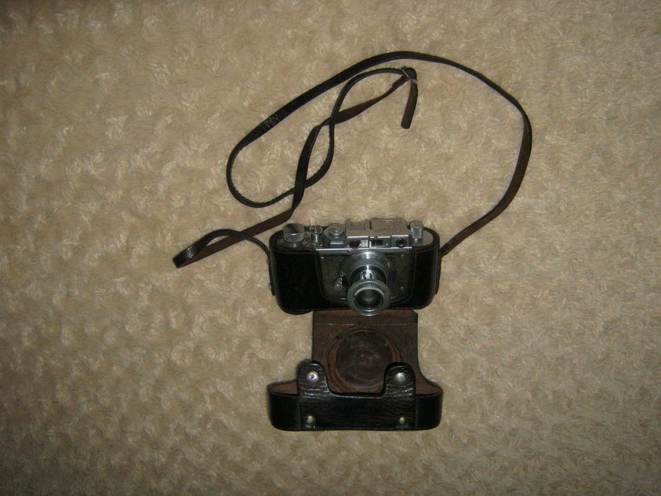 Фотоаппарат для  пленки Зоркий