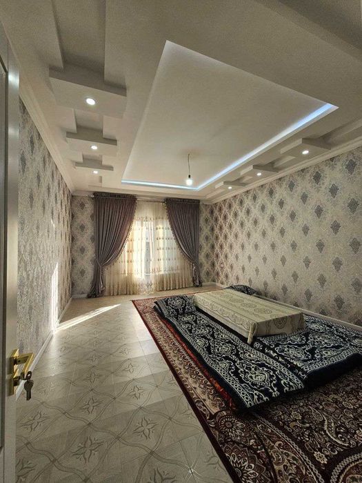 Сергели.Султонобод махалляси.2.5 сотихда 5хонали зор уй сотаман