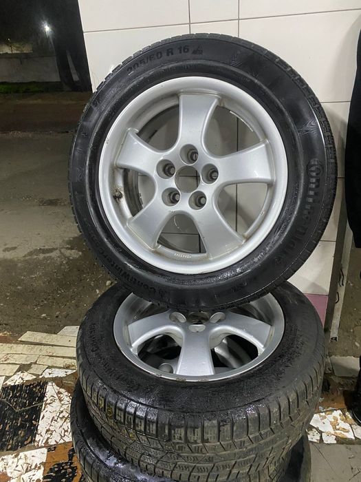 Продается резина с титанками