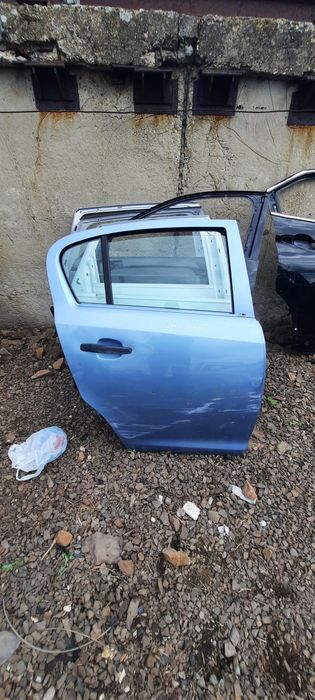 Задна дясна врата за opel corsa D