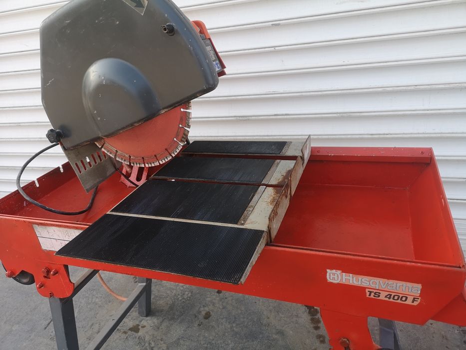 Husqvarna TS400F Машина за Рязане на Тухли Камък Чупещо Рамо