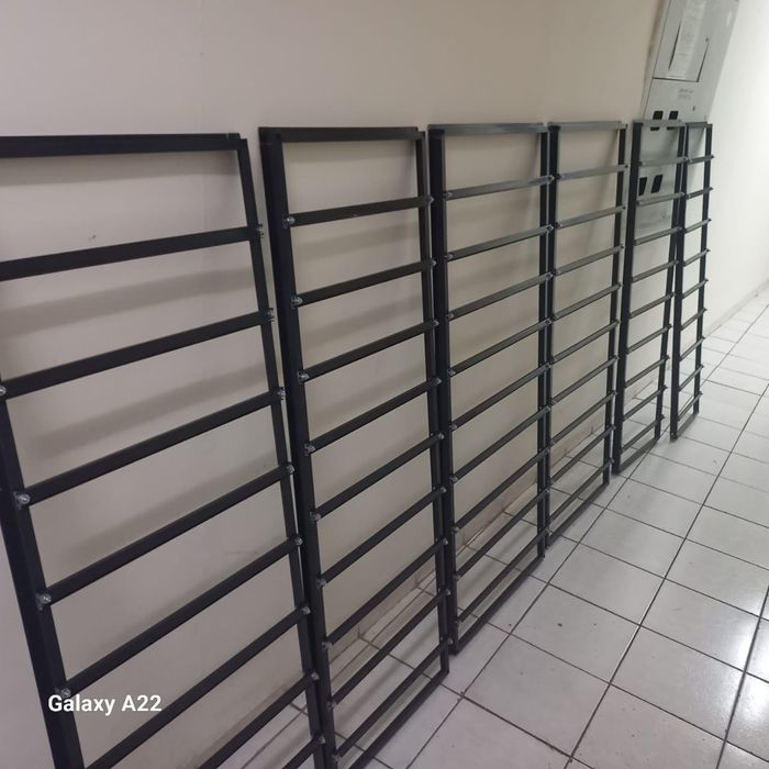 Москитные сетки.  Решетки.