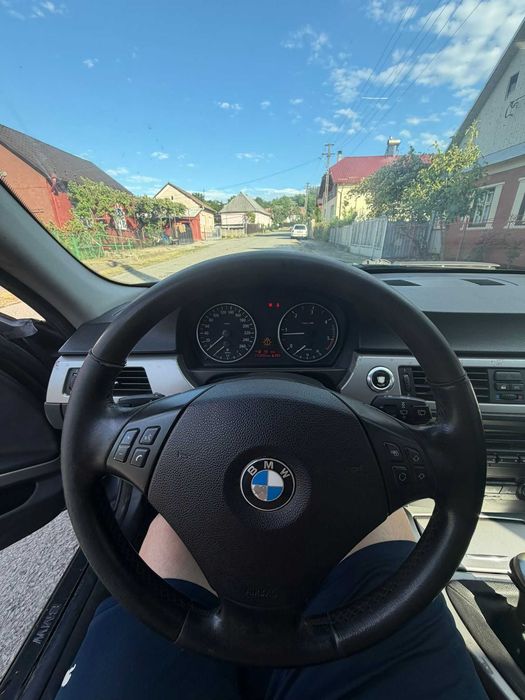 BMW 3 Series 0 — imagine 5