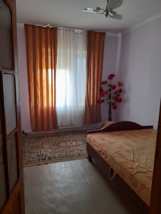 Uy srochna sotiladi,uy kafolati bilan.