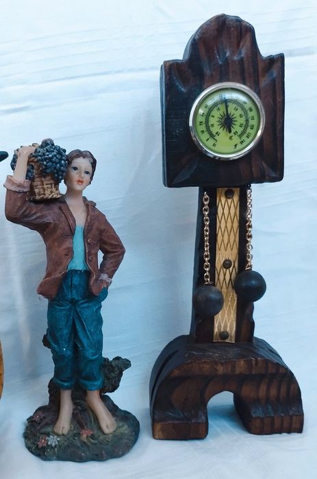 Lot figurină din rășină acrilică colectia Leonardo scrumiera barometru