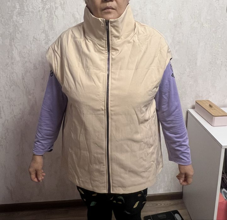 Ветровка новая