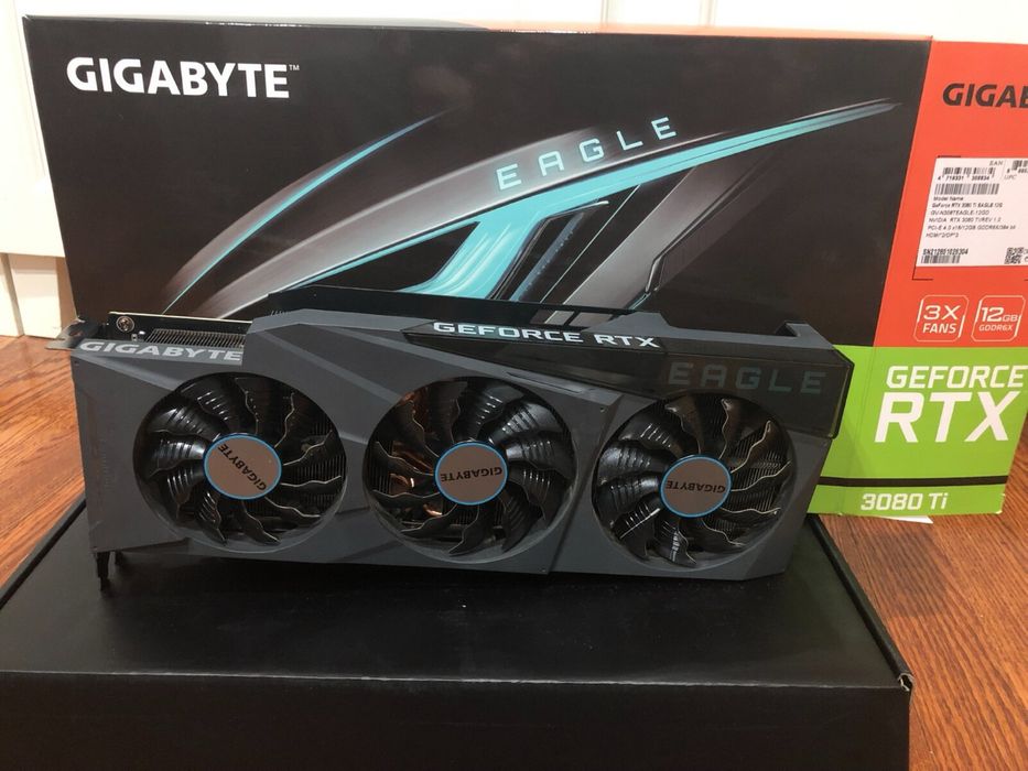 RTX 3080 ti gigabyte eagle x3 fan