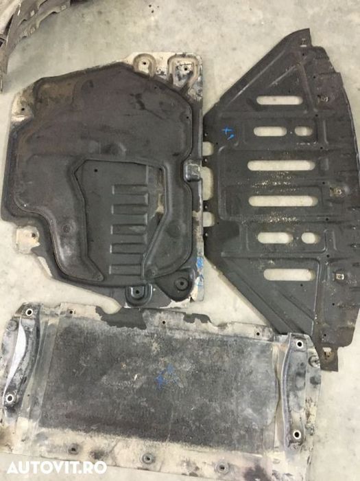 Scut BMW X1 an de fab.2013