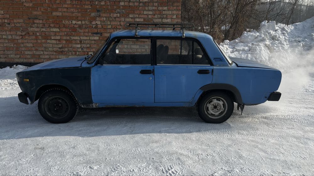 Продам ваз 2105.