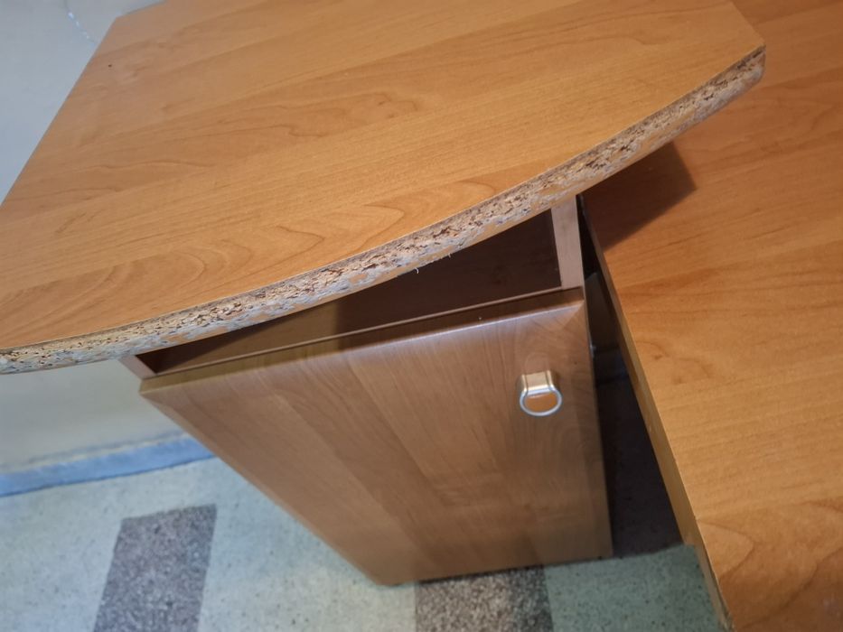 Бюро използвано - 5€