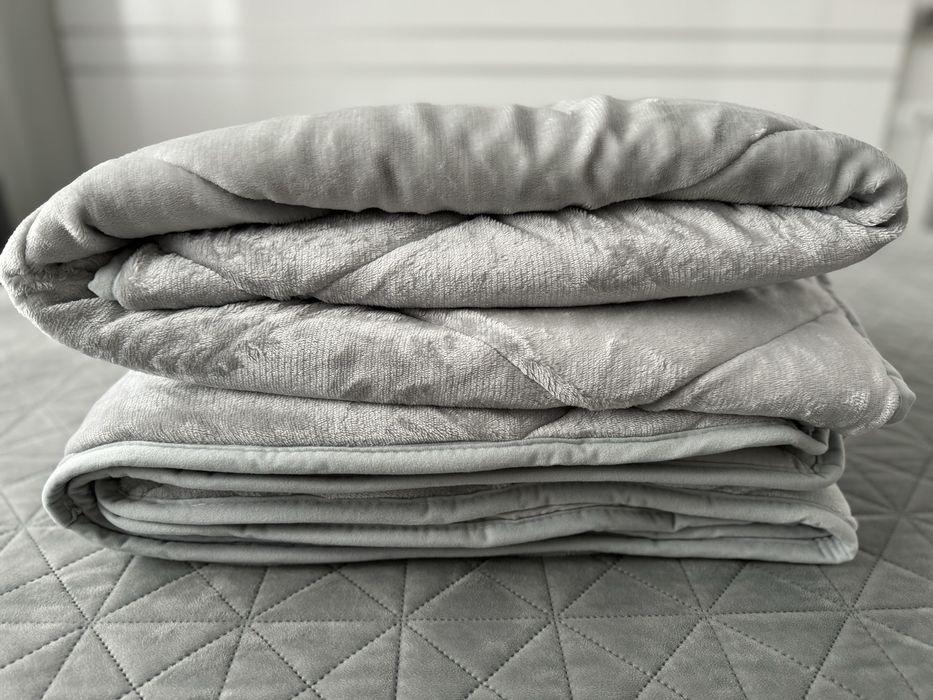 Нови плюшени двулицеви завивки