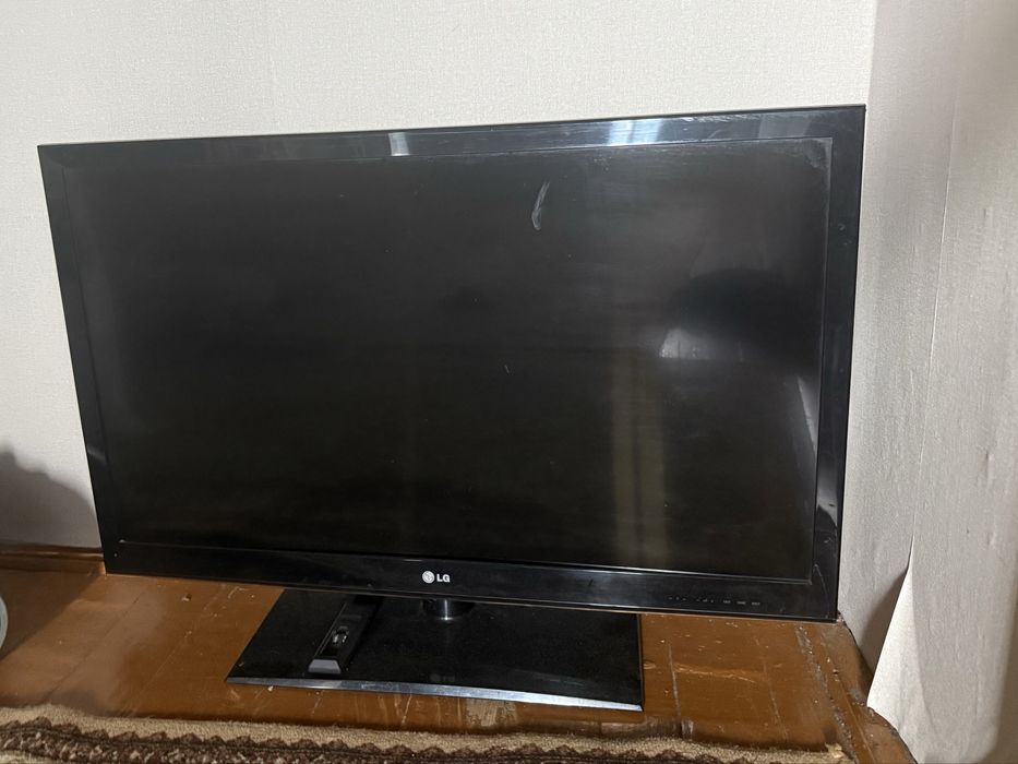 Телевизор LG 2011