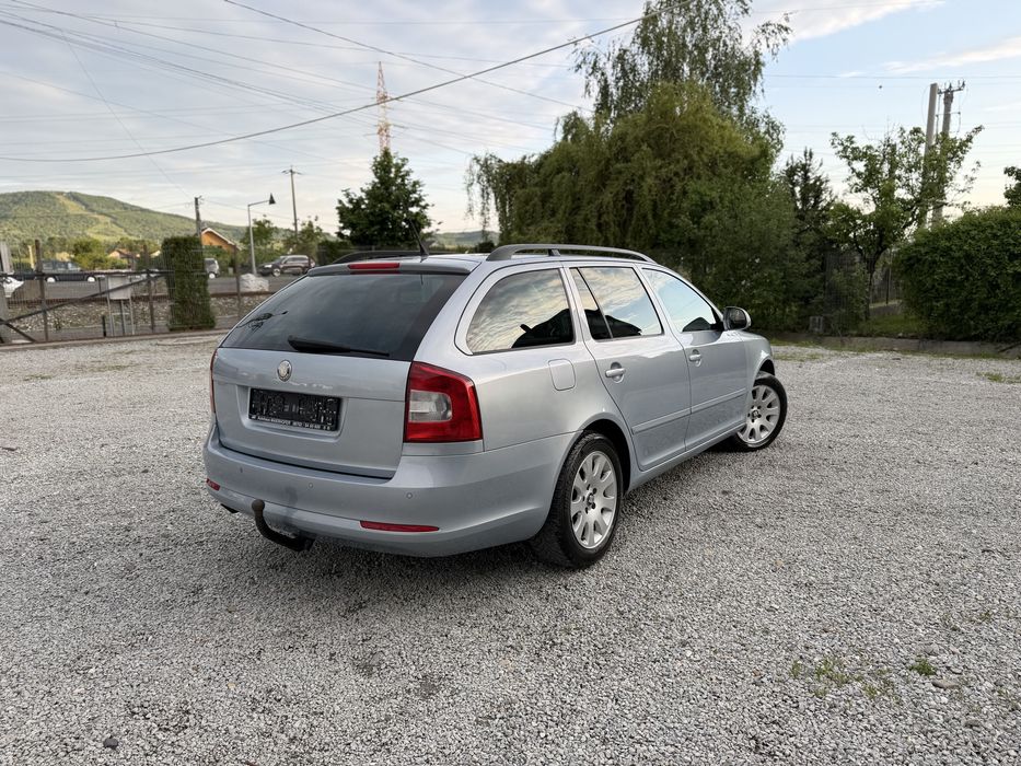 SKODA Octavia 2010 — imagine 3