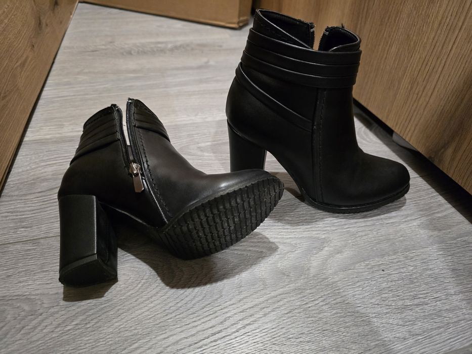 Дамски кожени боти, размер 36
