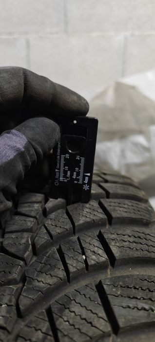 Зимни гуми с джанти Kumho 17"